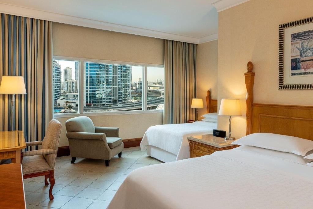 Sheraton Jumeirah Beach Resort 4