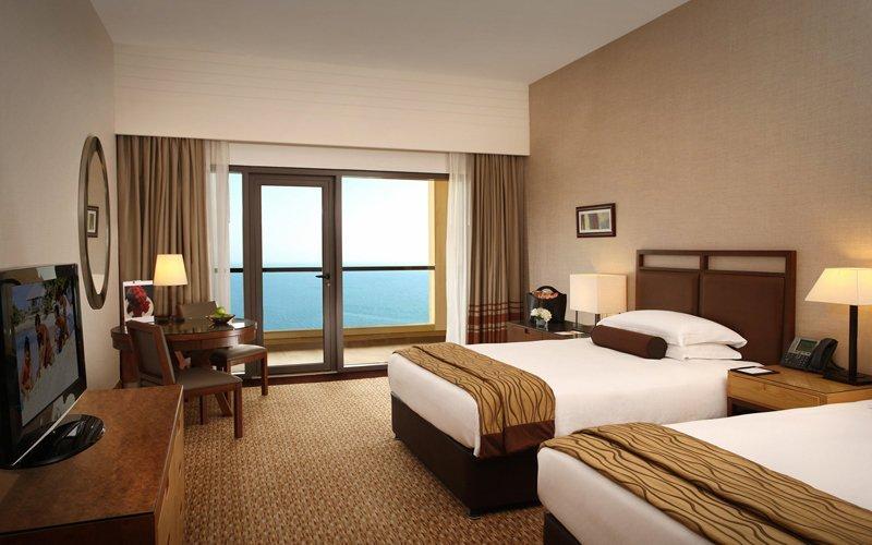 Amwaj Rotana 3