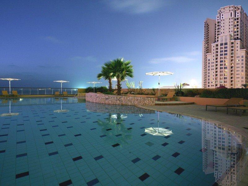 Amwaj Rotana 13