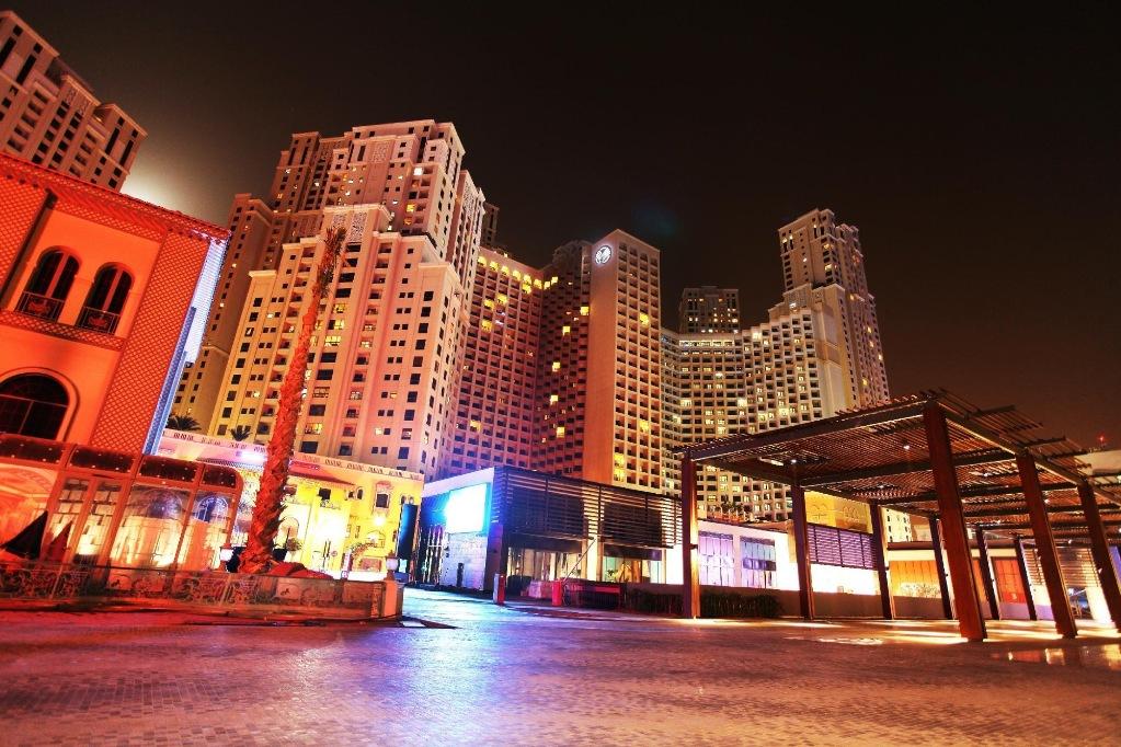 Amwaj Rotana 1