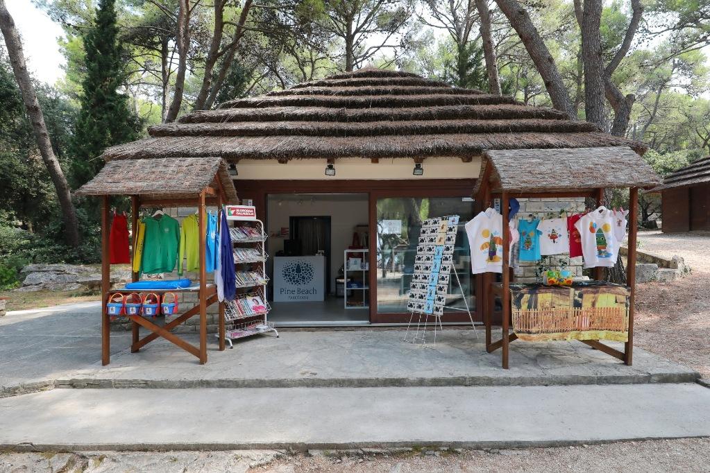 Pine Beach Pakoštane 68