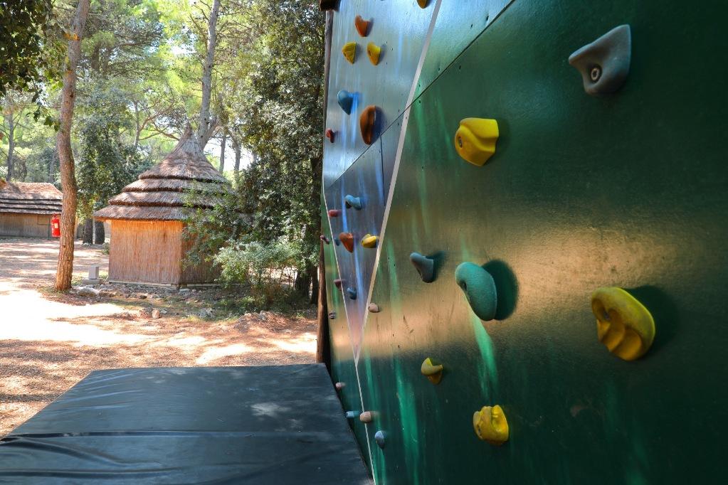 Pine Beach Pakoštane 16