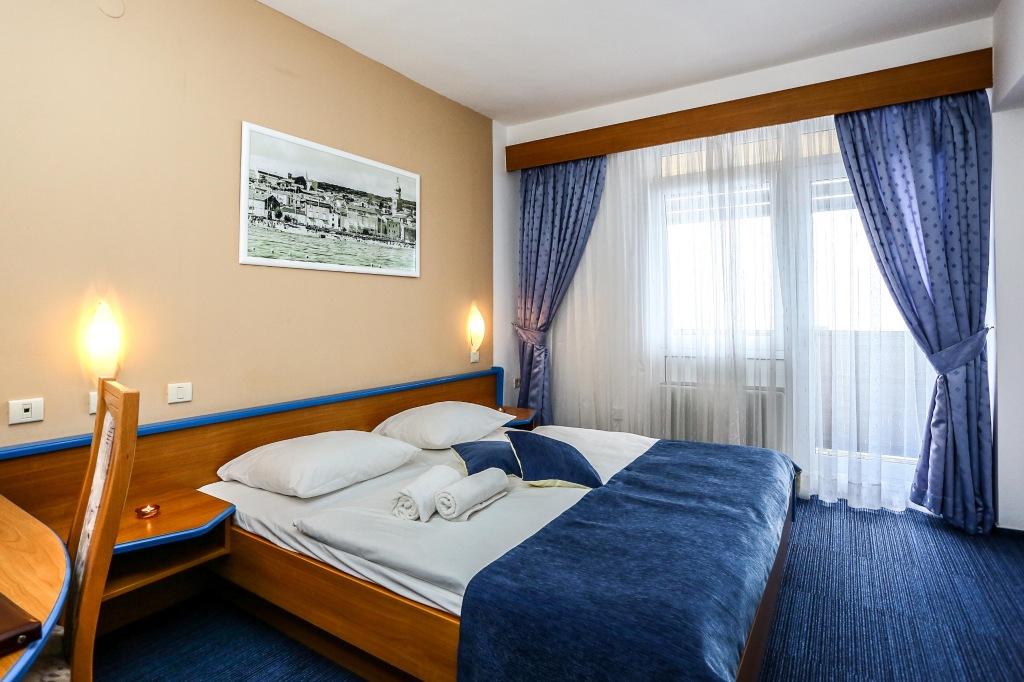 Hotel Dražica 9