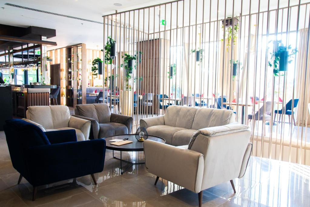 Hotel Paris**** 2