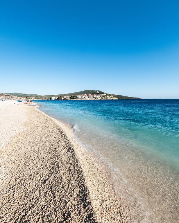 Hotel Zora ***/**** 4 Hotel Zora ***/**** 4