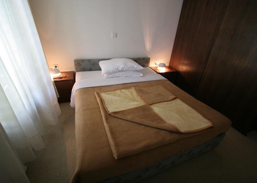 Hotel Uvala Scott *** 2