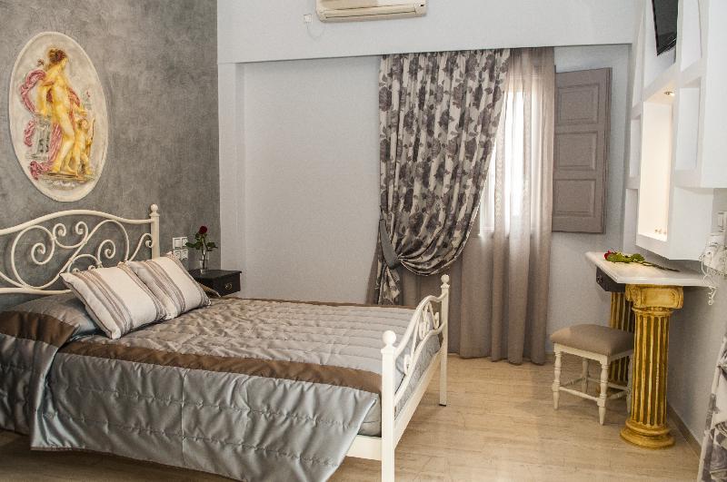 SANTORINI - Kamari | Aparthotel Polydefkis 3* 1