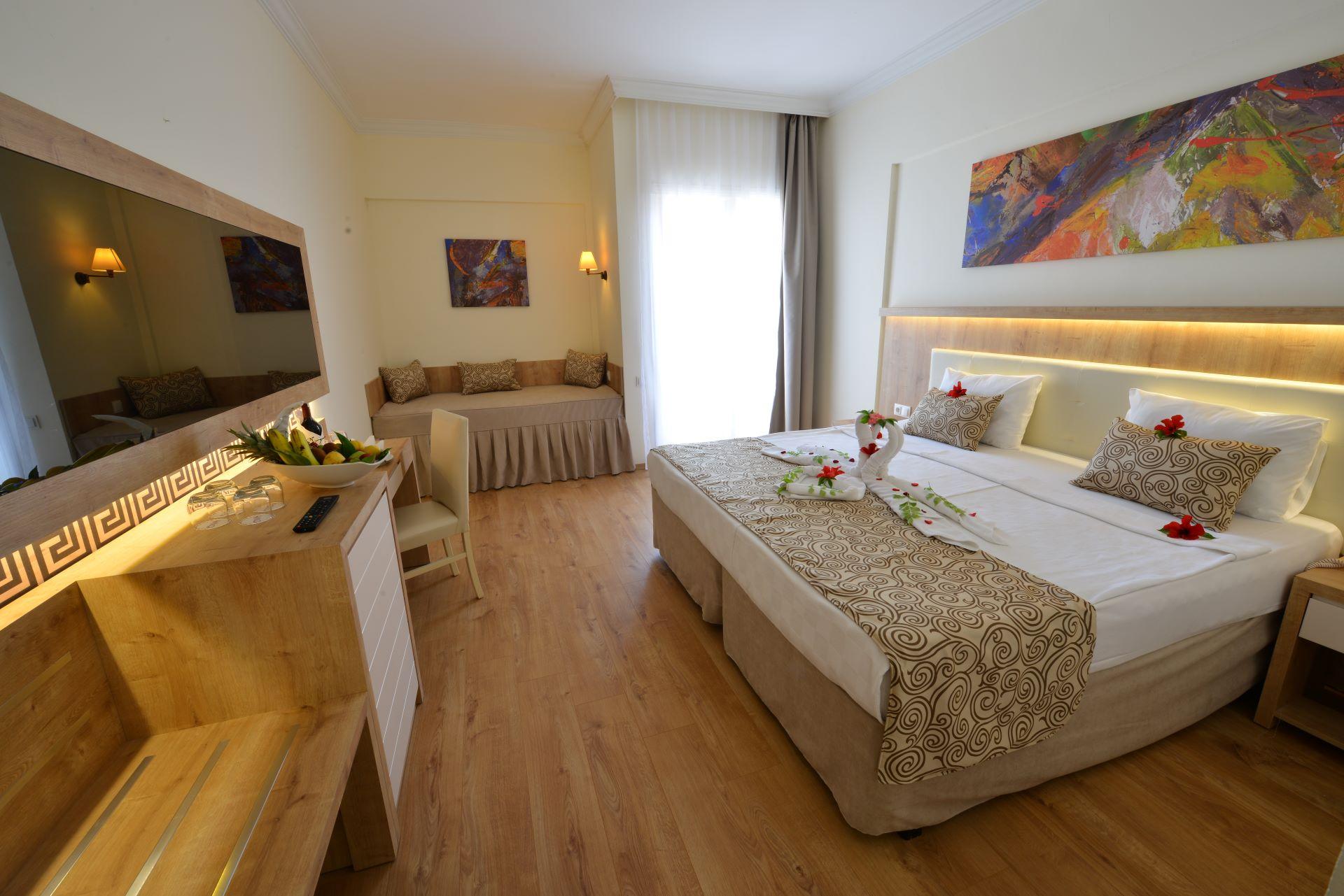 TURSKA - Side | Cesars Side 5* 4