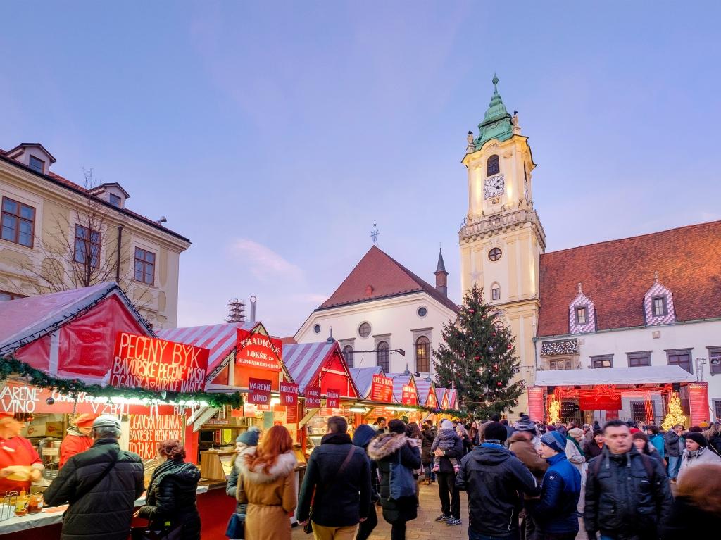 Advent Bratislava 2 dana u hotelu Crowne Plaza 3