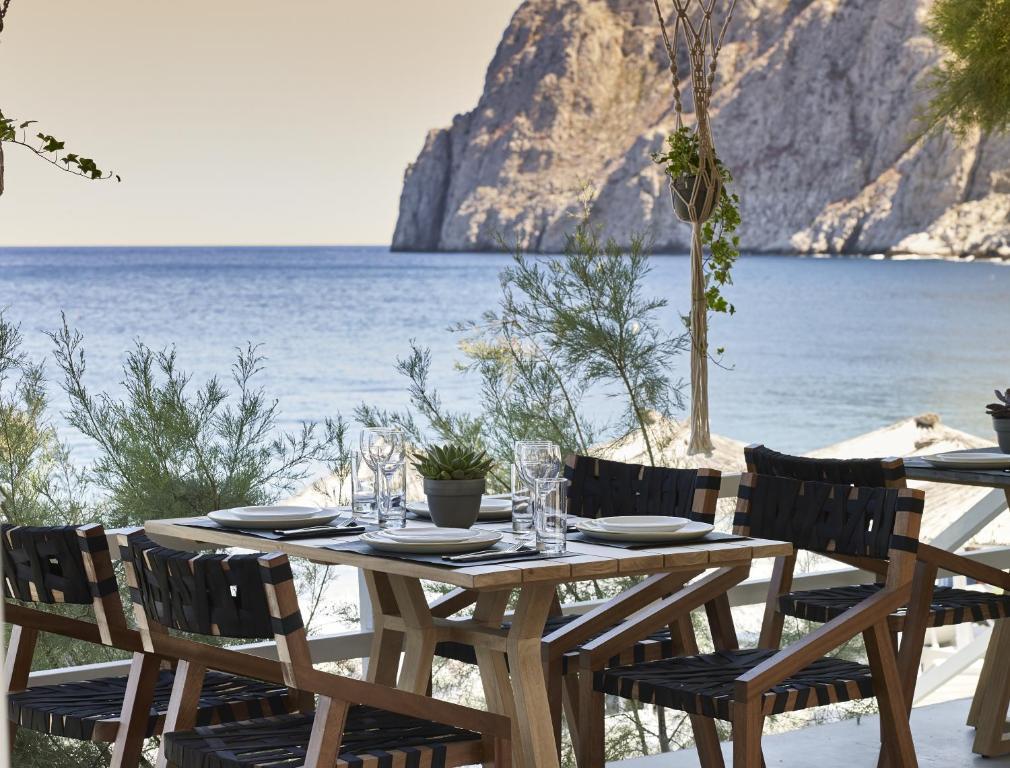 SANTORINI - Kamari | Afroditi Venus Beach 4* 1