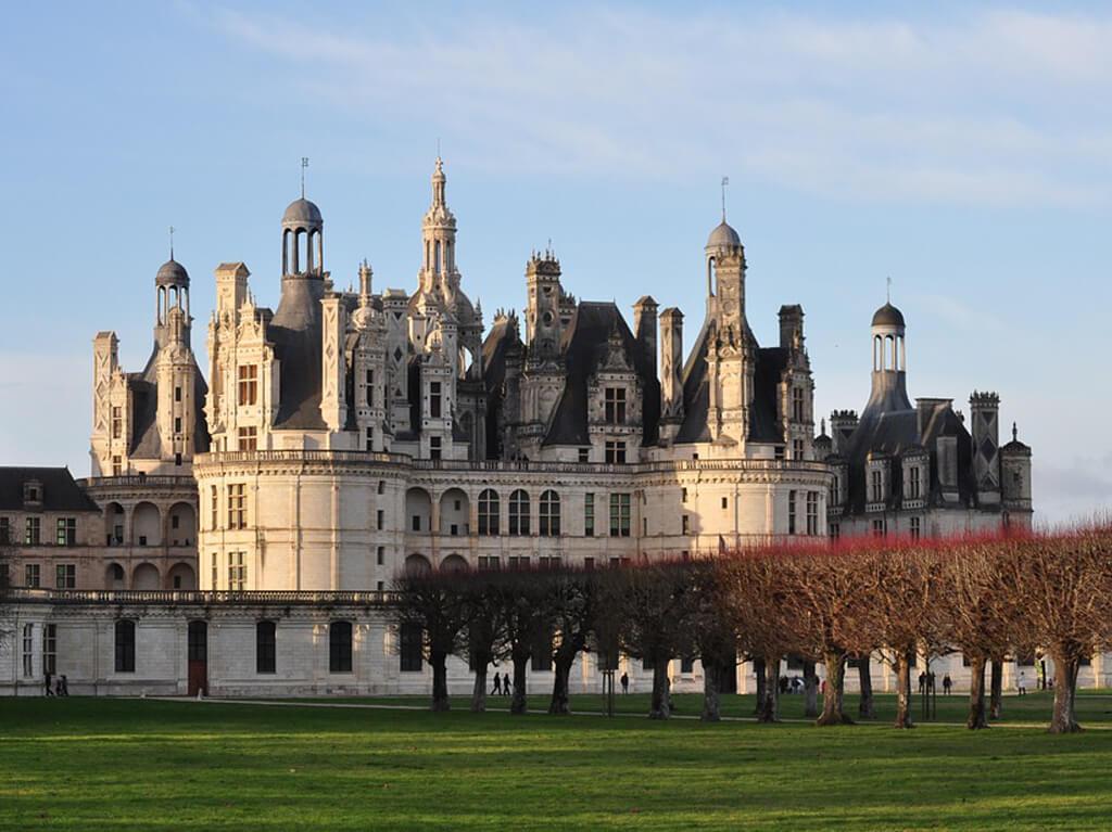 Dvorci Loire 5 dana avionom 2026 1