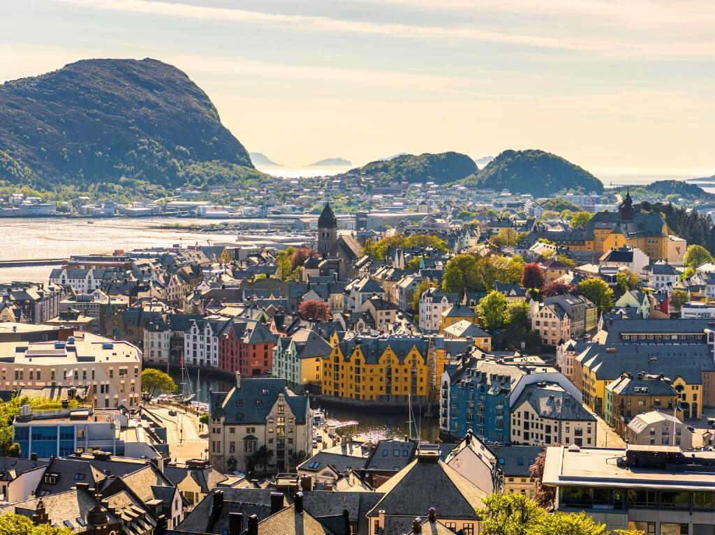 MSC Euribia: Norveški fjordovi - Nordfjordeid, Alesund, Flaam  0