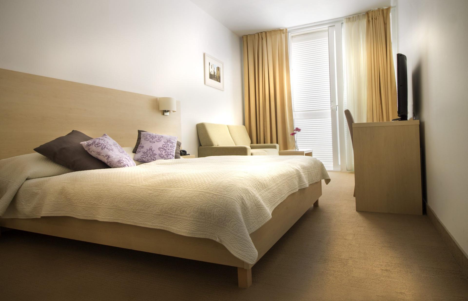 Hotel Adria*** 4