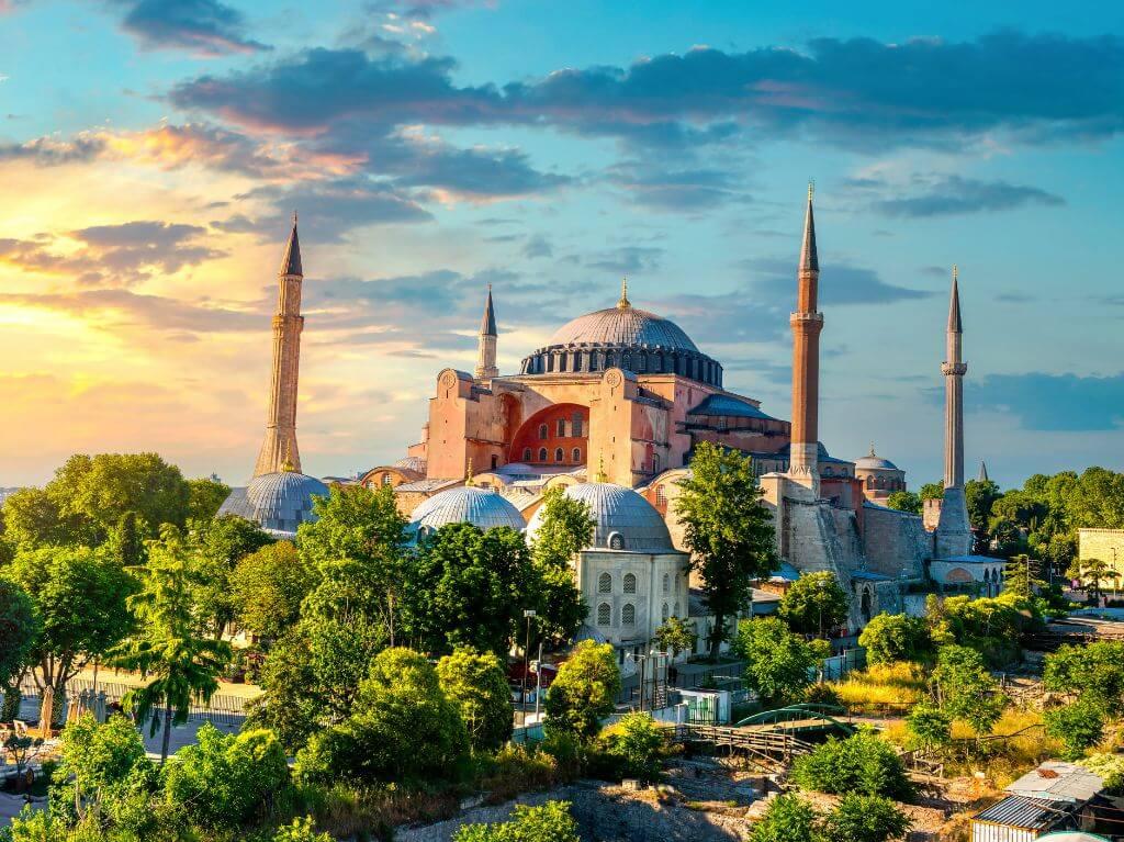 Biseri egejskog mora Atena i Istanbul - krstarenje brodom MSC Fantasia, grupni polazak 0