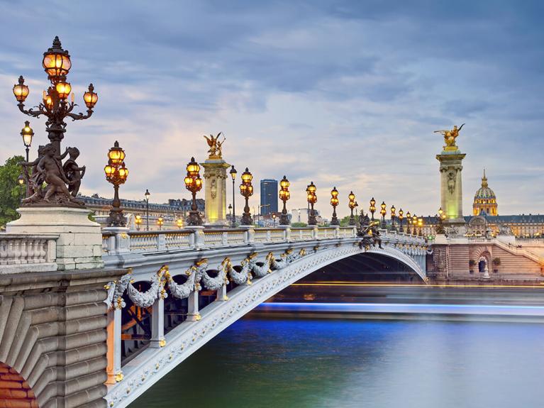 Nova godina Pariz 4 dana avionom 0