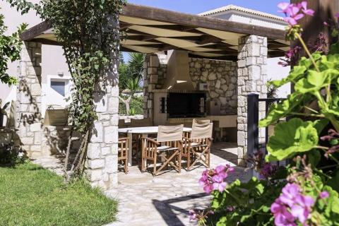 Azure Beach Seafront Villas 4