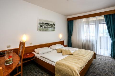 Hotel Dražica 7