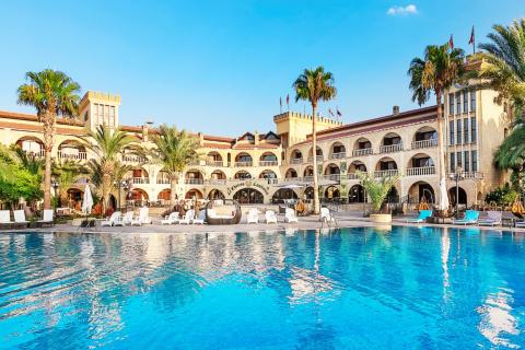Hotelsko Naselje Le Chateau Lambousa 4* 0