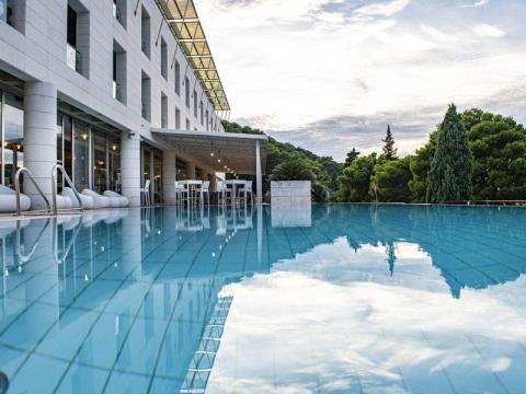 Hotel Uvala **** 6