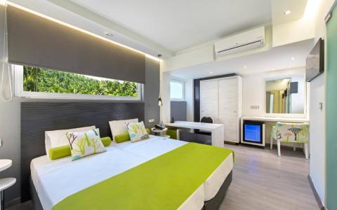 Grad RODOS | Hotel Semiramis City 4* 4