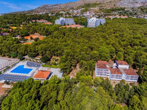 Hotel Medena 3* - P. TRAVEL 2