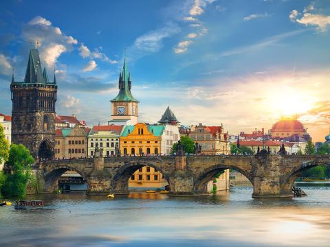 Prag avionom za Dan antifašističke borbe 0