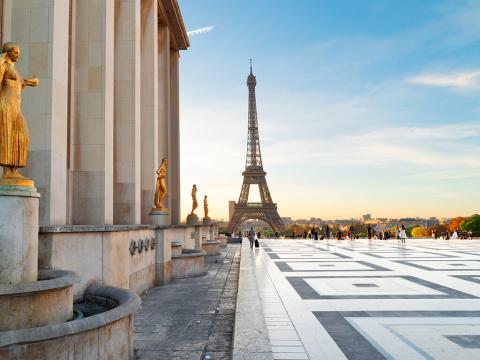 Pariz 4 dana avionom 13