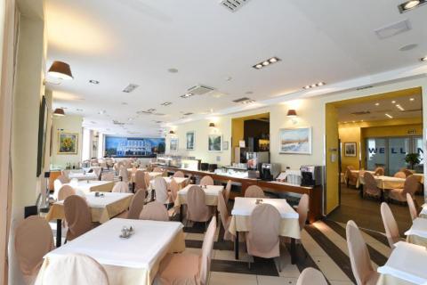 Hotel Park ****  10